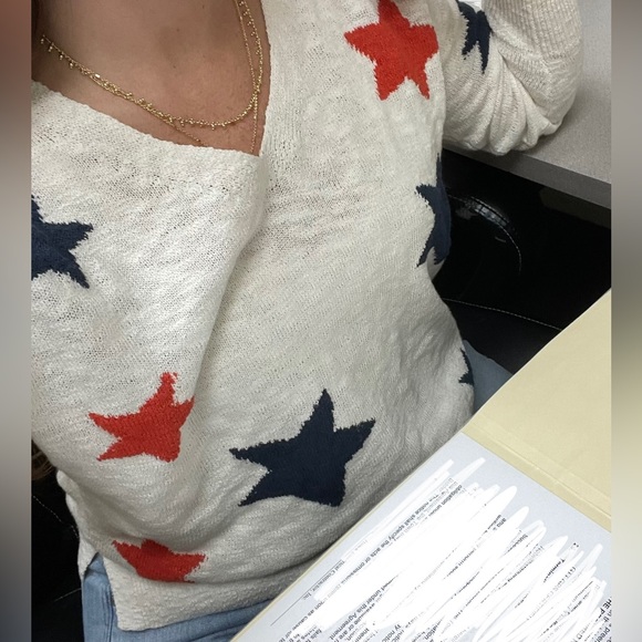 Lou & Grey Star Scoop Neck Pullover Sweater
Long Sleeve Cotton Blend Womens S - Picture 2 of 6